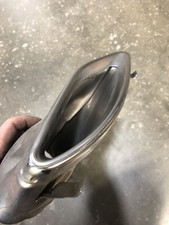 2014-2016 MERCEDES BENZ E-CLASS E350/W212 OEM RIGHT SIDE EXHAUST TAIL PIPE USED