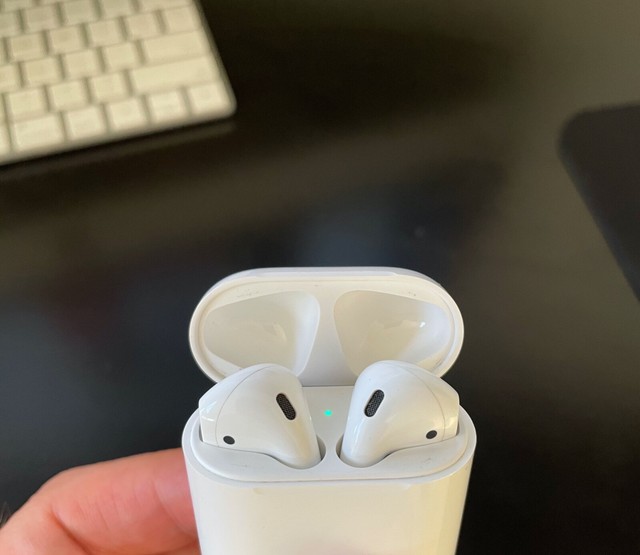 Apple MMEF2BE/A Airpods Wireless Headphones - White for sale online | eBay