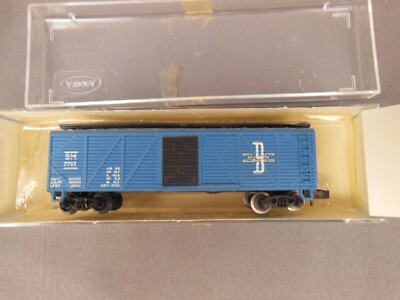 N SCALE MINITRIX BOSTON & MAINE OUTSIDE BRACED BOX CAR