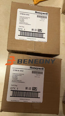 New In Box Honeywell C7061A1012 UV Detection Flame Detector