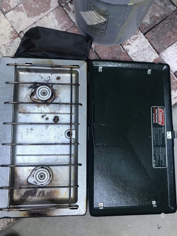 Vintage Colman propane stove With carrying case eBay