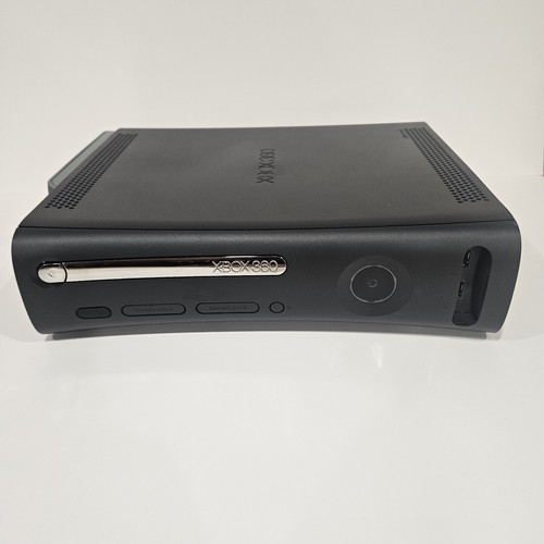 Microsoft Xbox 360 60GB Console - Black - 2 Controlers - GTA V / Battlefield 3 - Picture 2 of 9