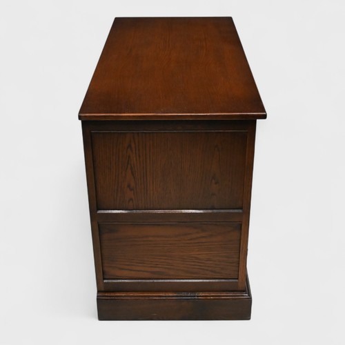 Old Charm TV Stand Glazed Drawer Model 2265 Tudor Brown Strong FREE UK Delivery - Picture 9 of 24