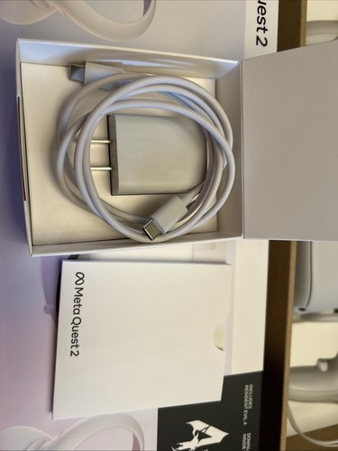 Meta Quest 2 - 128GB Advanced All-In-One VR Headset - Adult Owned Nice Condition - Picture 5 of 13