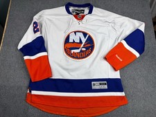 New York Islanders Collecting and Fan Guide 4