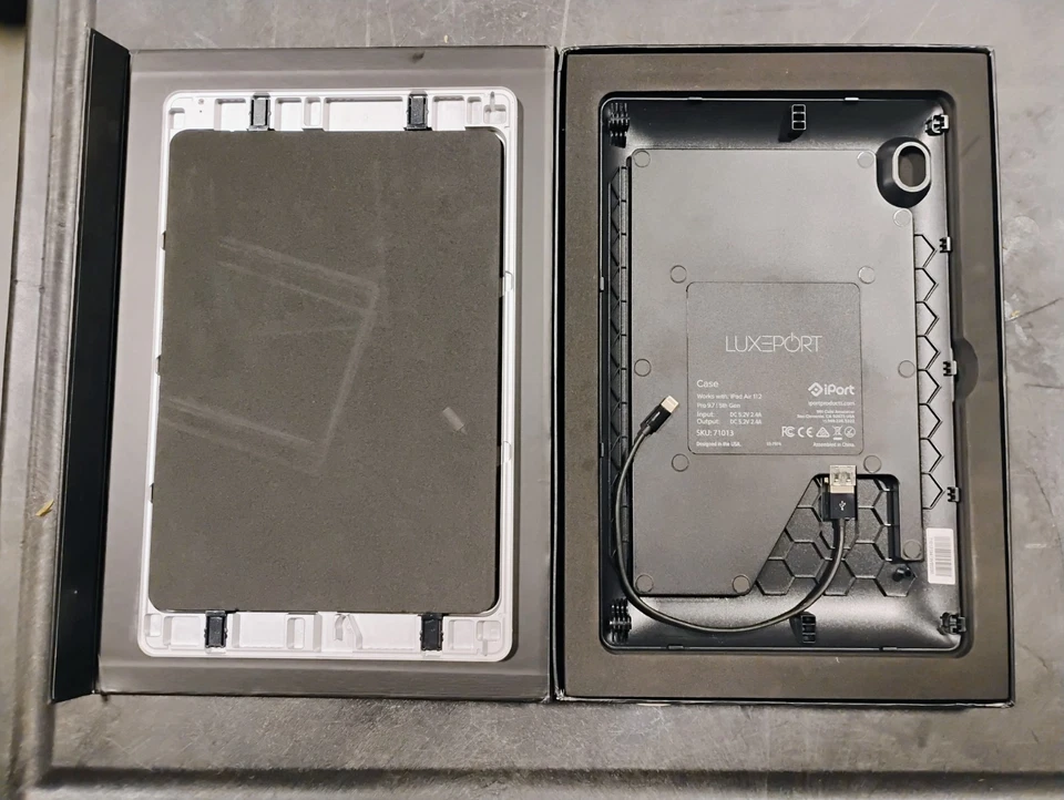 iPort LuxePort Case For iPad Air 1/2 9.7 5th Gen - Image 4 of 4