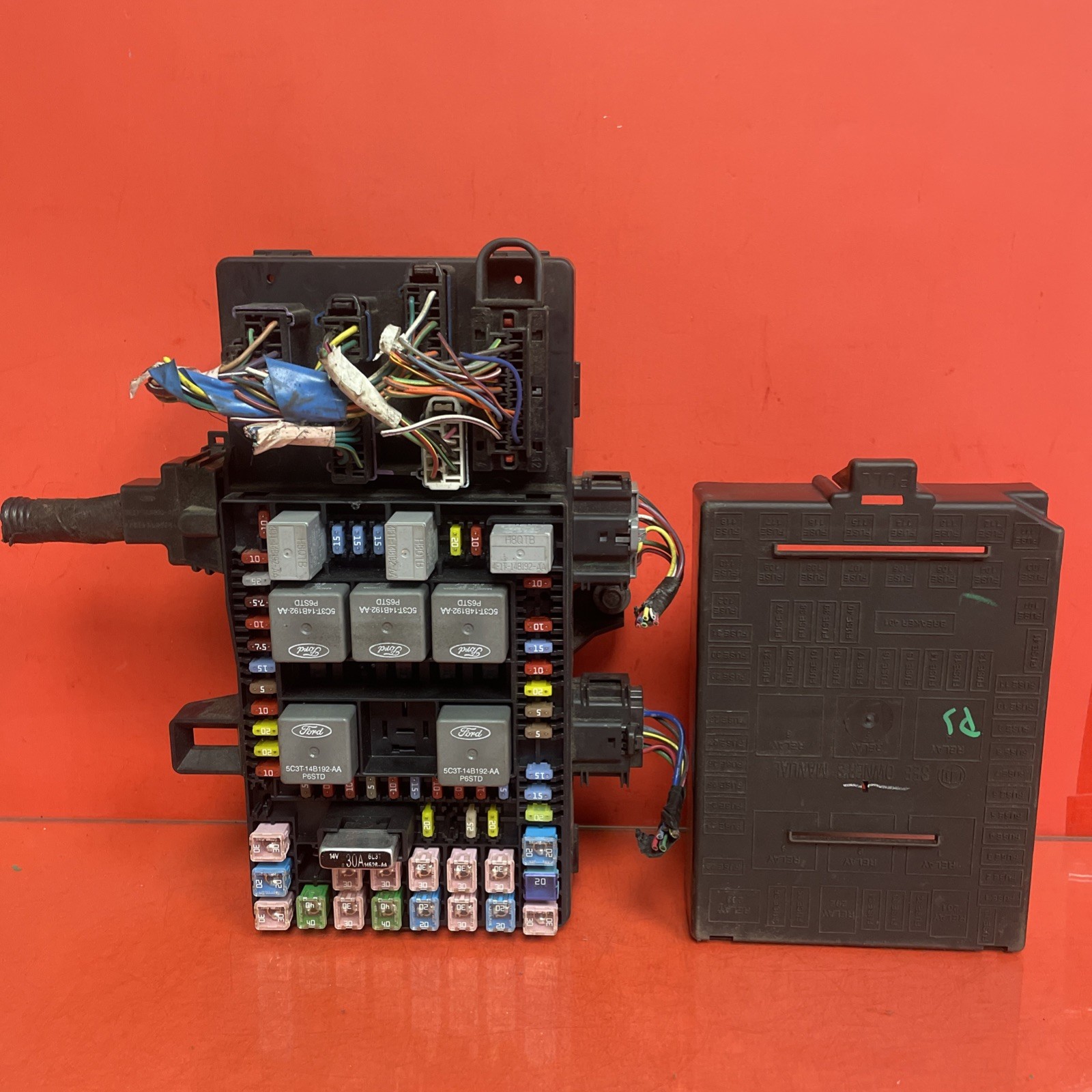 2004-2007 Ford F150 Fuse Box Relay Control 7L3T14A067DA  Warranty
