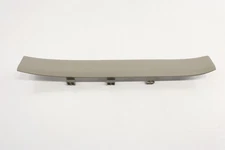 2015 - 2021 KIA SEDONA FRONT RIGHT DOOR SILL OUTER SCUFF PLATE TRIM OEM GRAY_GBU