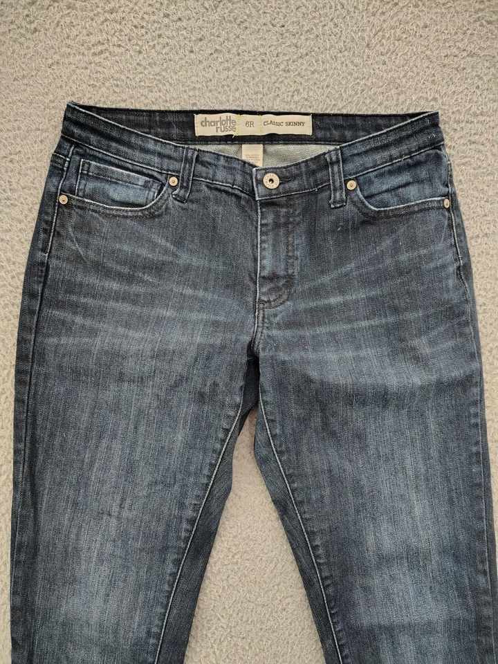 Pantalones de mezclilla Charlotte Russe para mujer 6R azules clásicos ajustados elásticos tiro medio Foto 2 de 4