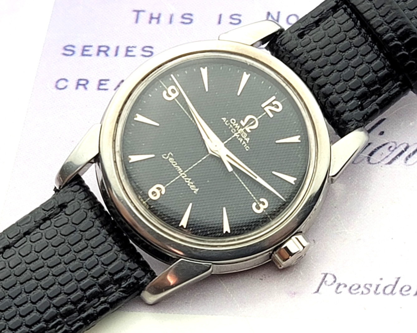 automatic.Textures Seamaster Stainless Vintage 471 omega steel dial.Serviced - vintagewatches.pk