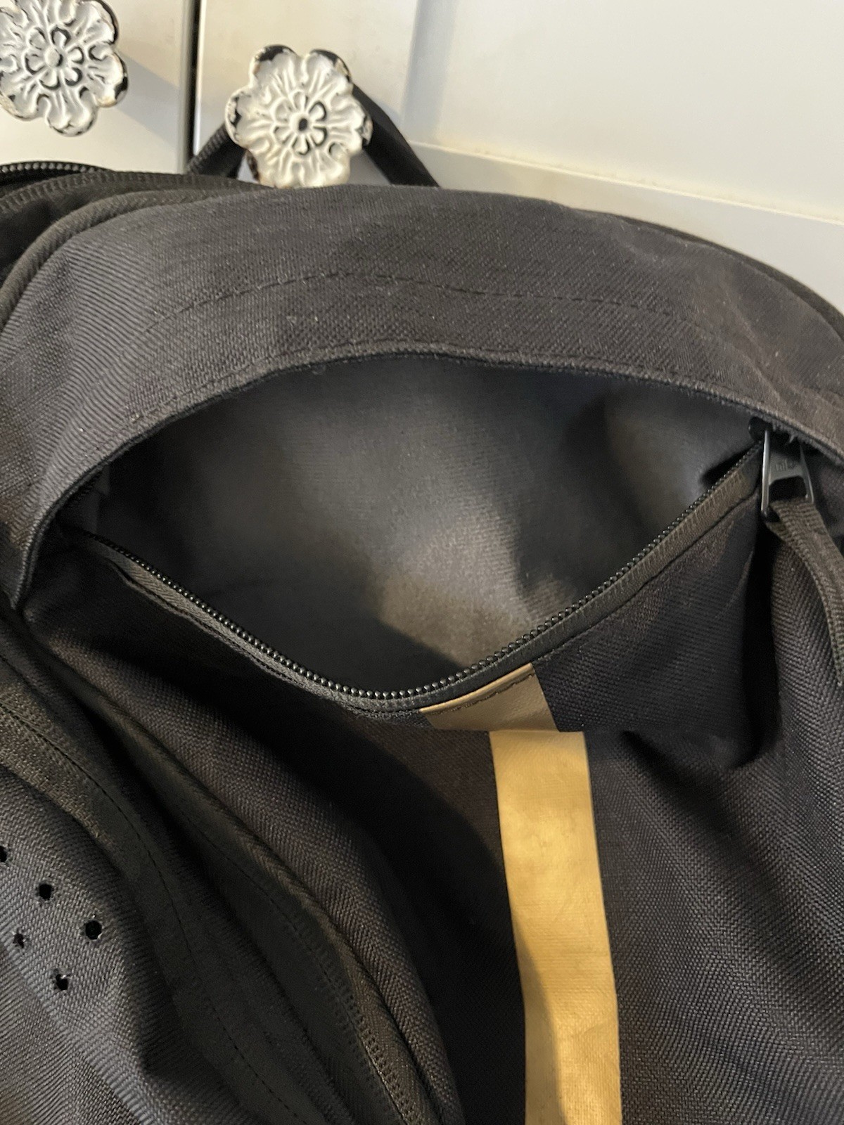 Nike Elite Hoops Pro Basketball 22” Backpack Black/metallic Gold