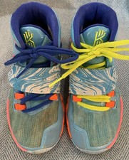 EUC Nike Kyrie 6   Elizabeth  Pre Heat Kids Sz 13C Basketball Shoes CZ4693-409