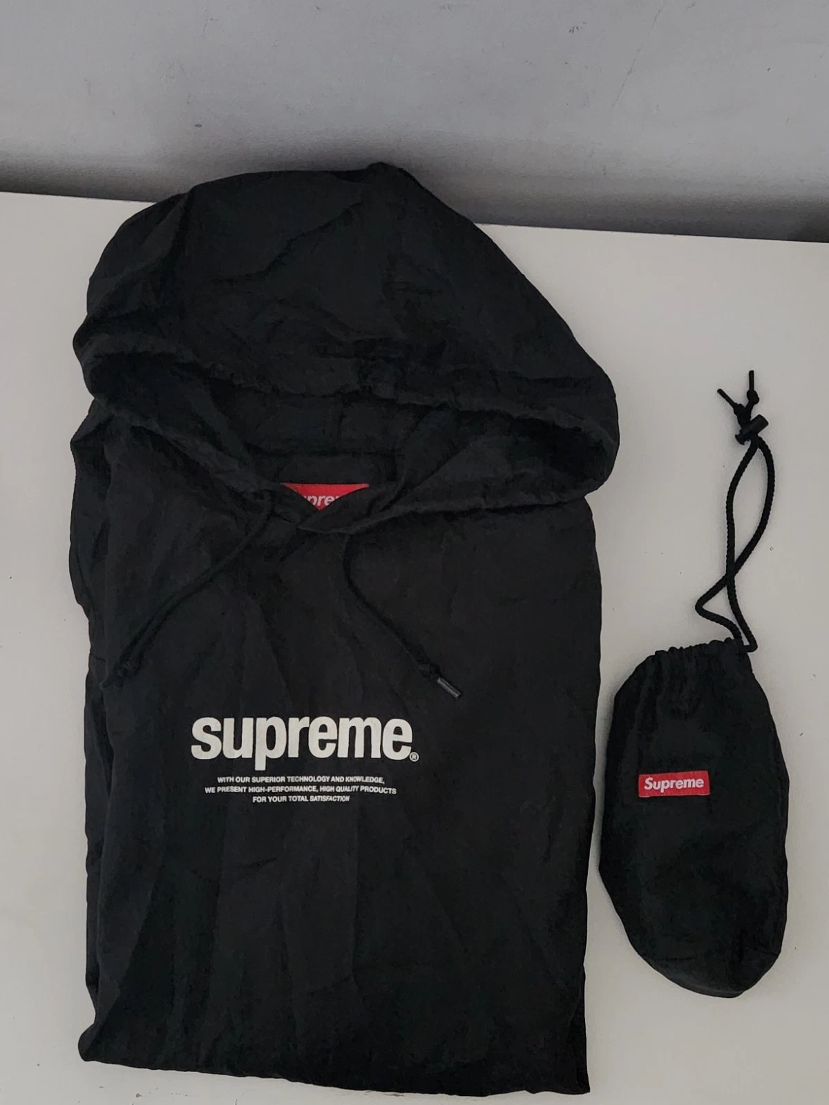Poncho SS16 Supreme nylon compressible noir taille M veste imperméable moyenne