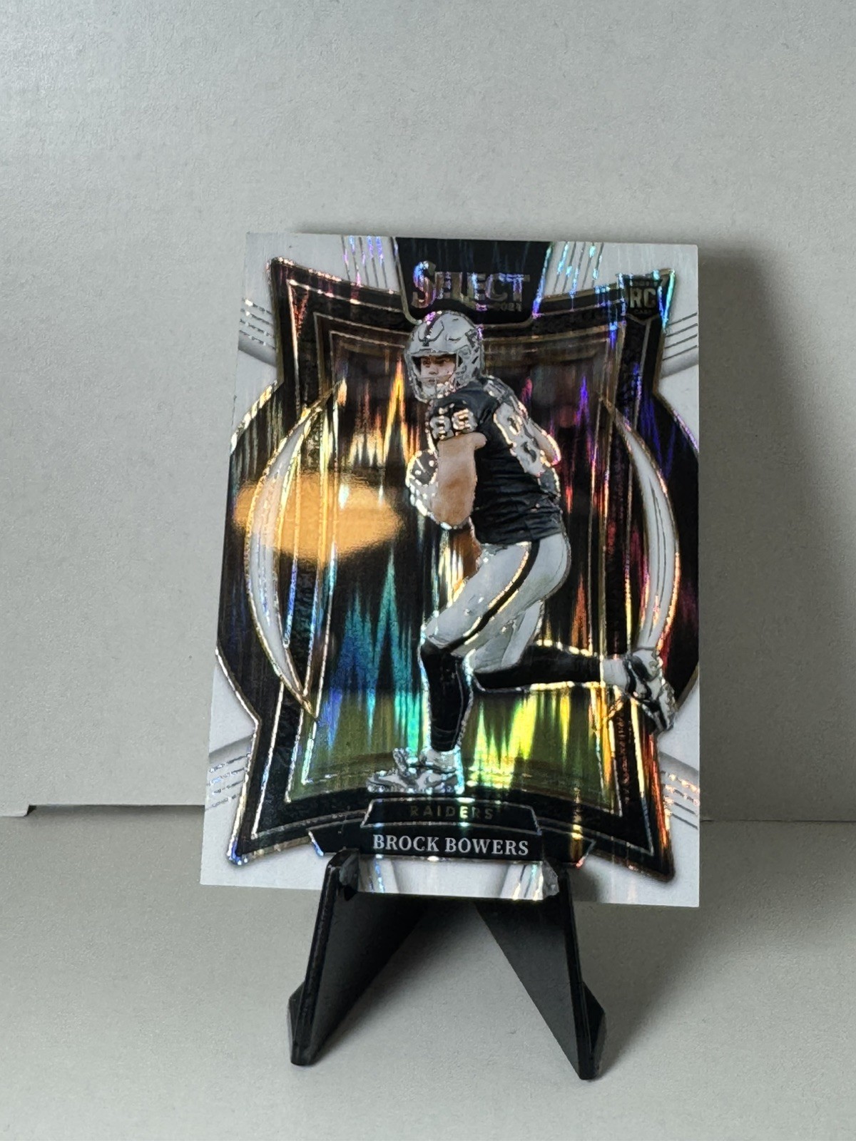 2024 Select Brock Bowers RC White Shock Prizm #31 Raiders Rookie #d 063/199