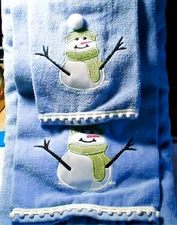 Brand New Christmas Snowman Kirklands Home 3pc Towel Set-Blue,Green/Wh.   (460n)