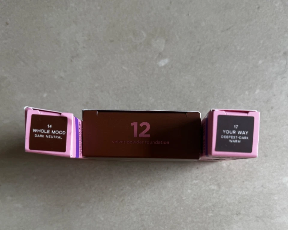 Benefit Hello Happy Velvet Powder Foundation Shade 12 & Boi-ing concealers 14 17 - Image 2 of 2