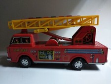Vintage Toy Tin Firetruck w/Yellow ladder
