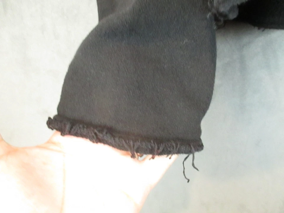 Betsy Johnson Sweatshirt Womens Large Black Cropped Embroidered Raw Hem Grunge - Image 4 of 4