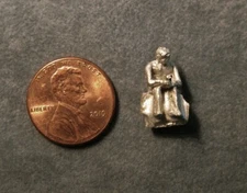 Gandy Dancers HO Scale Metal Unpainted Figure "Man Sitting with Hands on Knees"