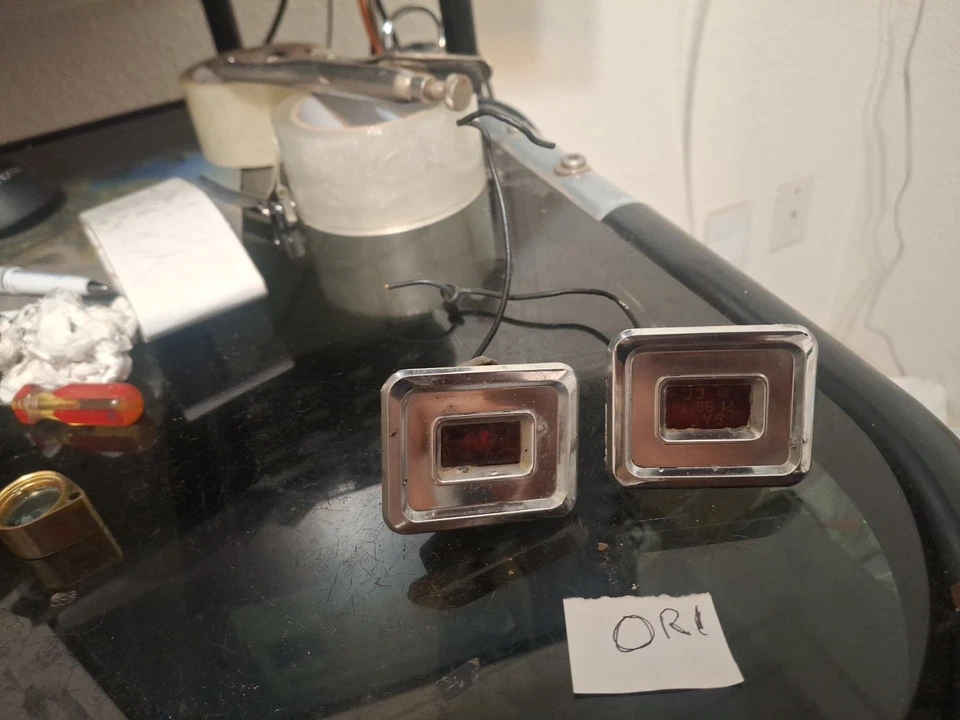 Juego de luces marcadoras laterales traseras Chrysler 1968 69 Mopar 2853673... Newport, New Yorker Foto 2 de 4