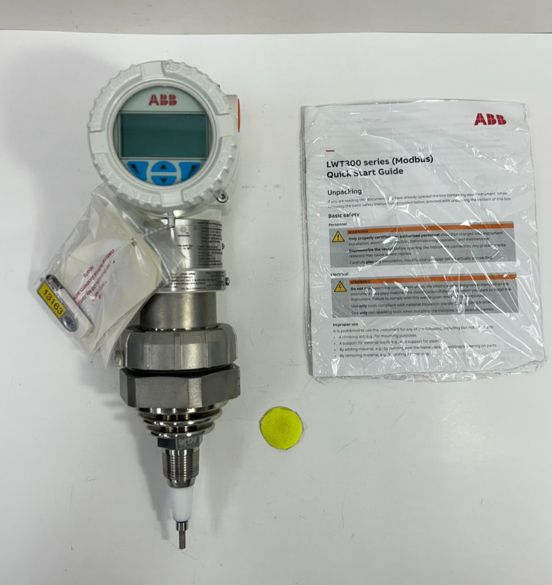 ABB LWT310 GUIDED WAVE RADAR LEVEL TRANSMITTER MODBUS W/ GUIDE