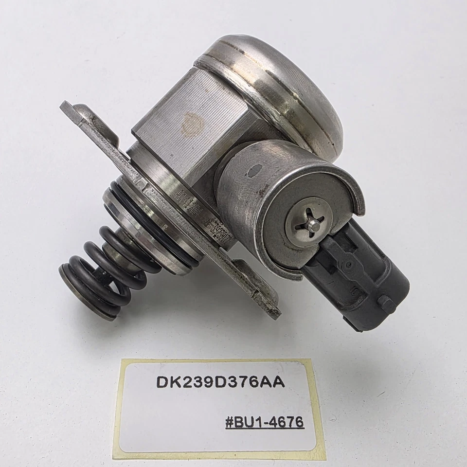 Топливный насос 2018 Jaguar F-Type DK239D376AA - Изображение 4 из 4