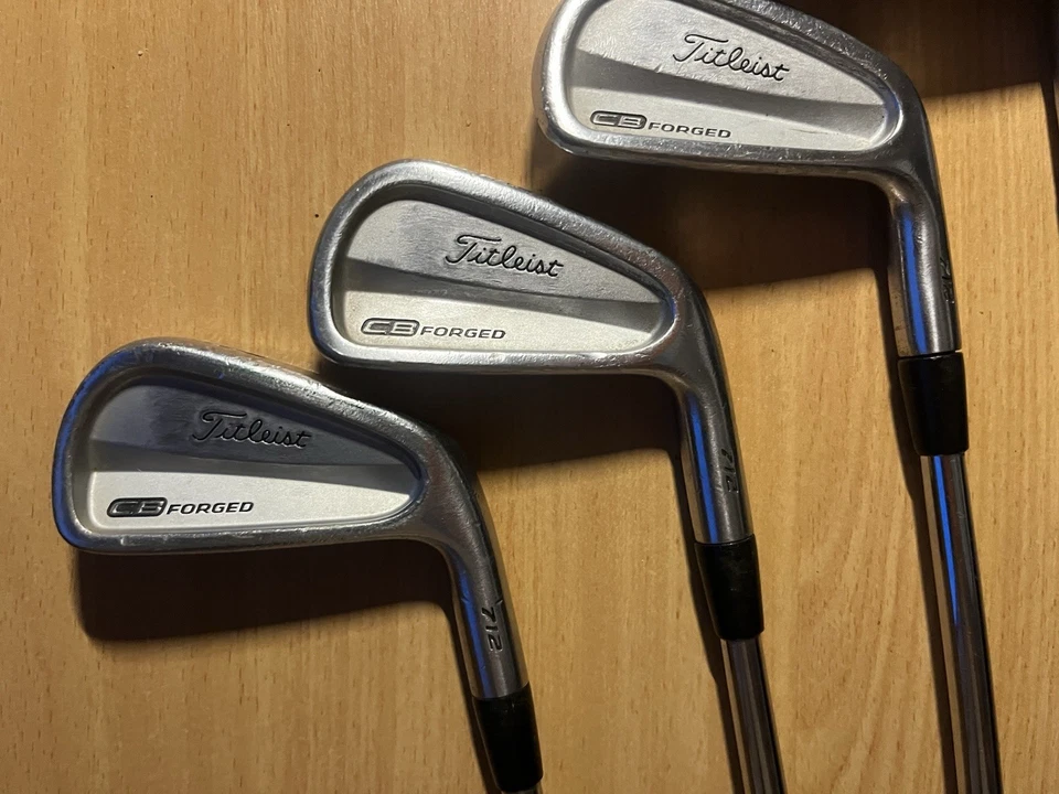 Titleist 712 CB Forged Eisenset 4 bis 9 Golfschläger Eisen Wedge