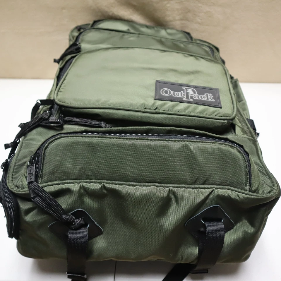 Domke Outpack Camera Bag / Convertible Backpack / Carry on - Image 4 of 4
