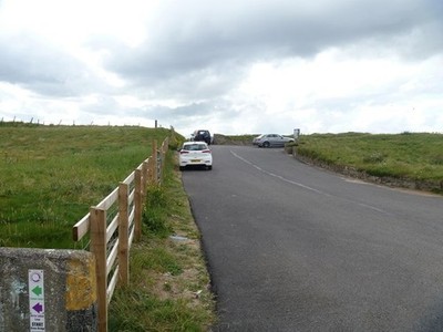 Foto 6x4 Strandzufahrt Lenankeel Ein kleiner Parkplatz für Besucher der c2017