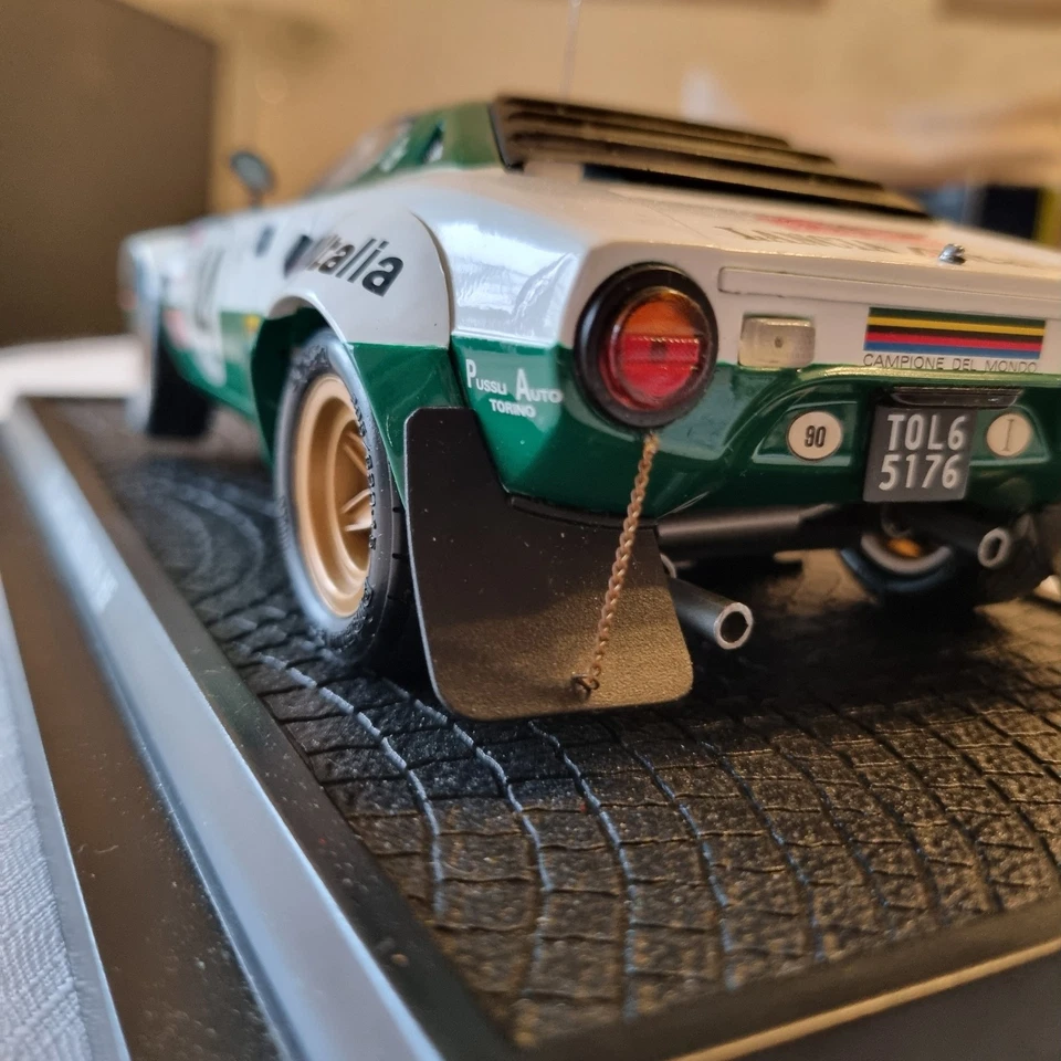Kyosho Lancia Stratos 1:18 Autografata Sandro Munari - Immagine 3 di 4