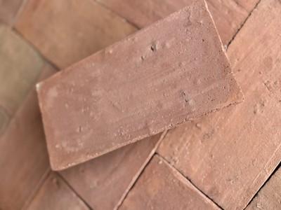 Terrakotta handgefertigte Bodenfliesen 15 x 30 x 2 cm