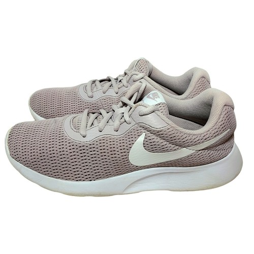 tanjun white sneakers