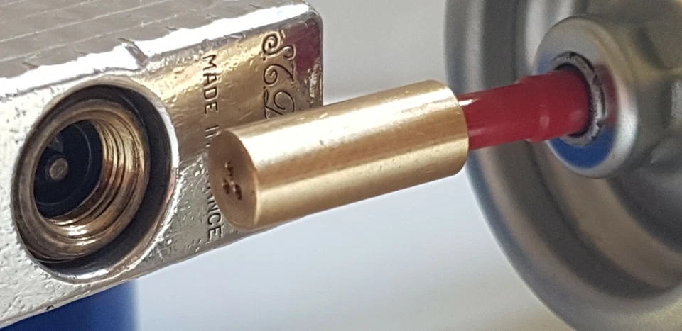 ST DuPont Lighter Refill adapter Line 1 Small Close Pin Valve & D57 Models New - Immagine 3 di 4