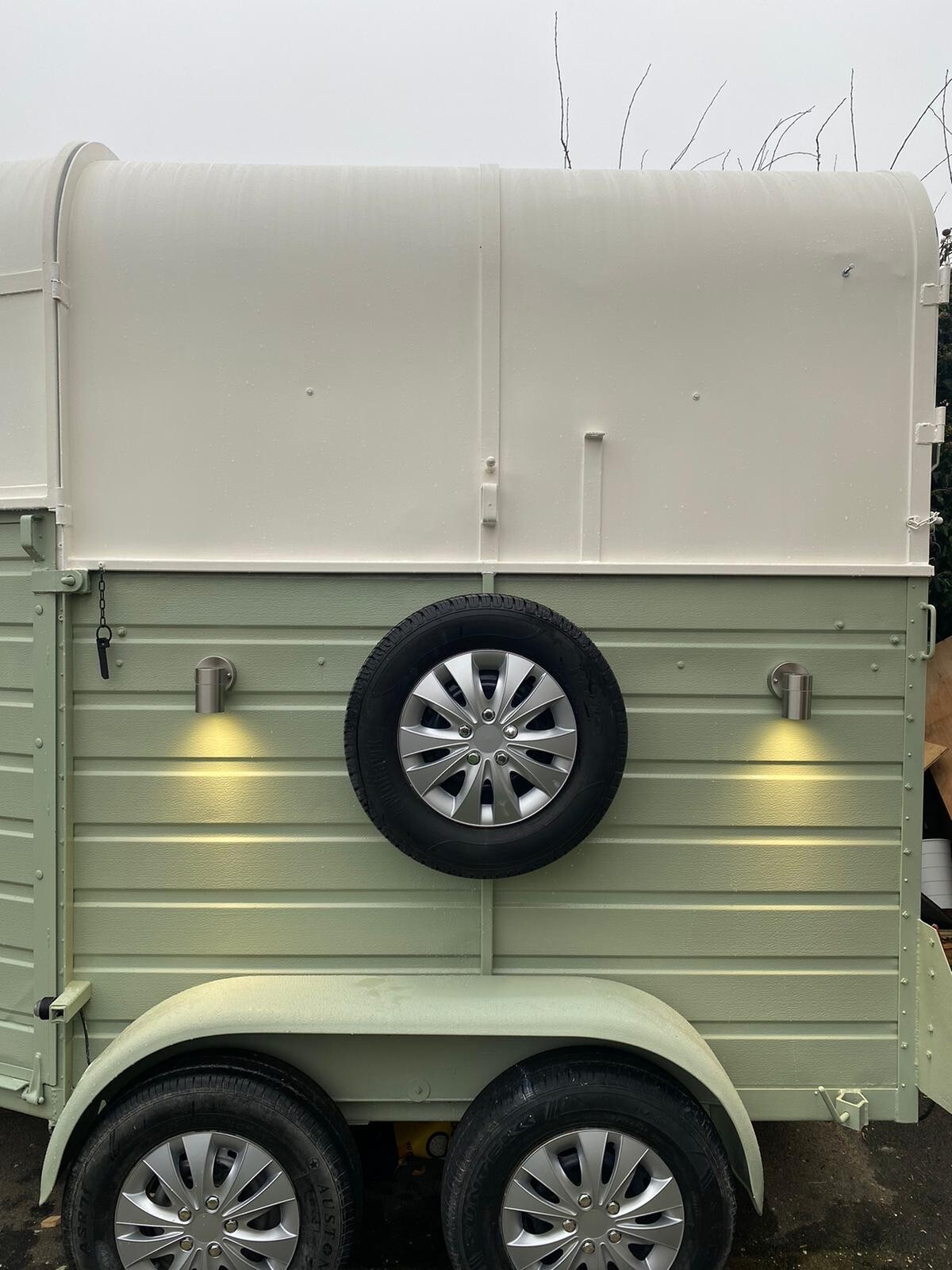 2 Axle Bar Trailer/Horse Trailer Conversion Lit Up Bar + Fridges Tv Hot Water... eBay