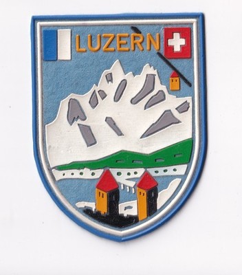 LUZERN SCHWEIZ 1961: AUFFNÄHER zu Erinnerung, Motiv See und alte Türme, 5 x 7 cm