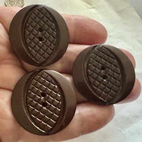 Large Vintage BROWN BUTTONS - SEWING - E429