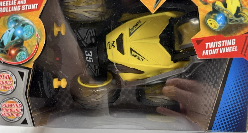 Stunt Challenger controle de rádio controle remoto LED dupla face leve torção roda dianteira brinquedo - Imagem 3 de 4
