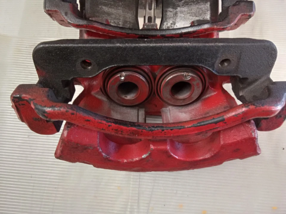 Juego de pinzas de freno delanteras izquierda derecha OEM 1996-2004 Ford Mustang SN95 PBR Foto 3 de 4