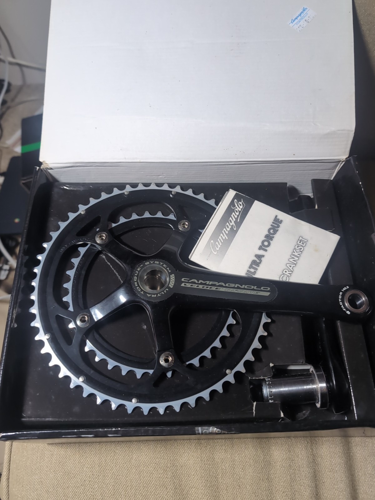 Campagnolo Veloce Ultra Torque Crankset 175 mm  10 Speed 53/