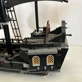 LEGO Pirates of the Caribbean: The Black Pearl (4184) Mostly Complete No Minifig