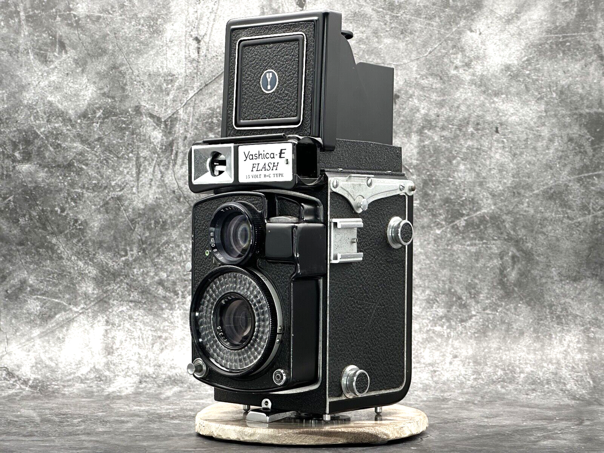 Rare! EXC+5] YASHICA E Flash Yashinon 80mm f3.5 TLR Film Camera
