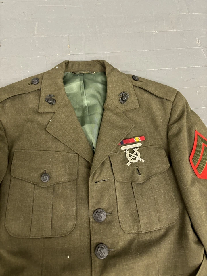 Vintage WWII US Marine Corps military wool coat Riffle expert 7 - Image 2 of 4