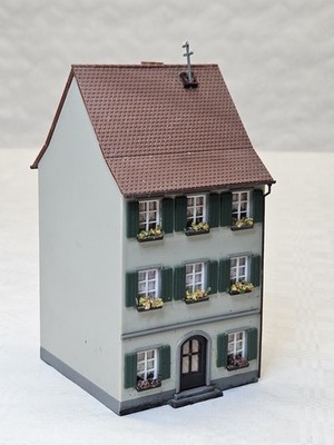 FALLER B-425 H0 STADTWOHNHAUS fertig gebaut SAMMLER VINTAGE MODELLBAHN MÄNGEL 