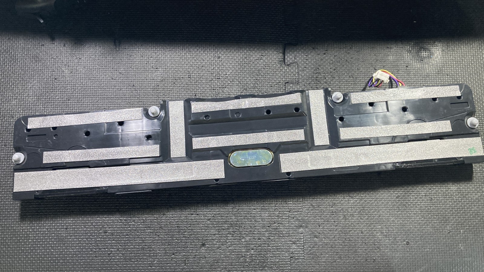 Picture 1 of 3