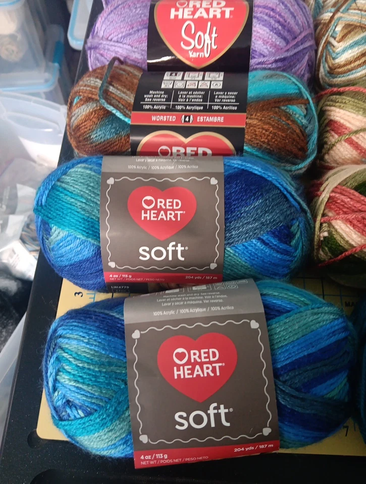 21 novelos de fios de coração vermelho - Imagem 3 de 4