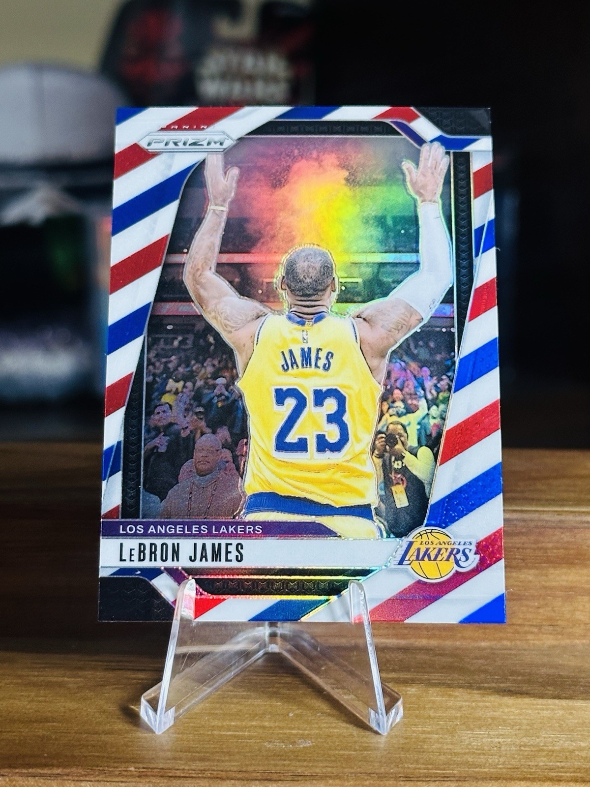 LeBron James 🏀 Red White & Blue Prizm 🇺🇸- Panini Prizm 2024-25 #130