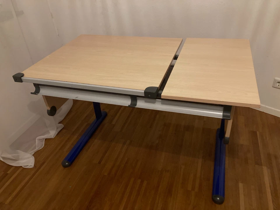 Schülerschreibtisch Kettler verstellbar, 2teilige Tischplatte, blau/helles Holz