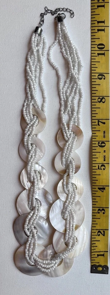 Discos de concha de marfil en cuentas de semillas trenzadas collar llamativo de varias hebras Foto 2 de 3