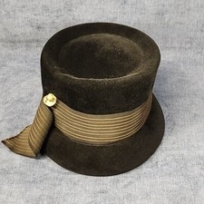 Vintage Black Peachbloom Fur Velour Cloche Hat w/Hatpin 1960s Union Made