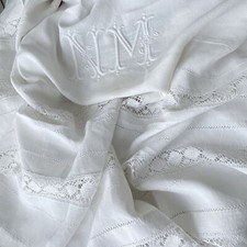 12.5 FEET NM monogram SUMMER weight antique lace Vintage French linen cotton sh